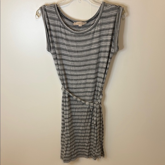 LOFT Gray and White Tie Front Sheath Dress - Picture 1 of 4